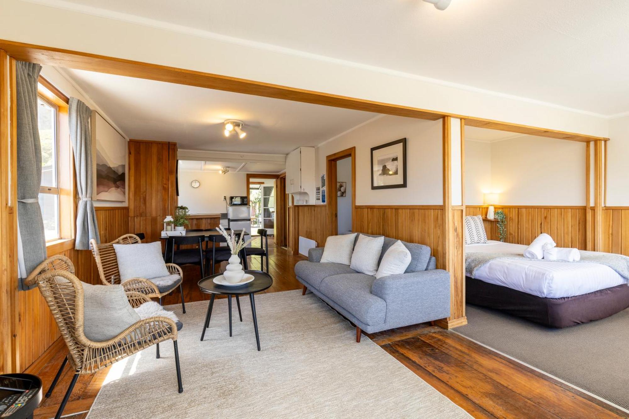 Punakaiki Beachfront Motels Екстер'єр фото