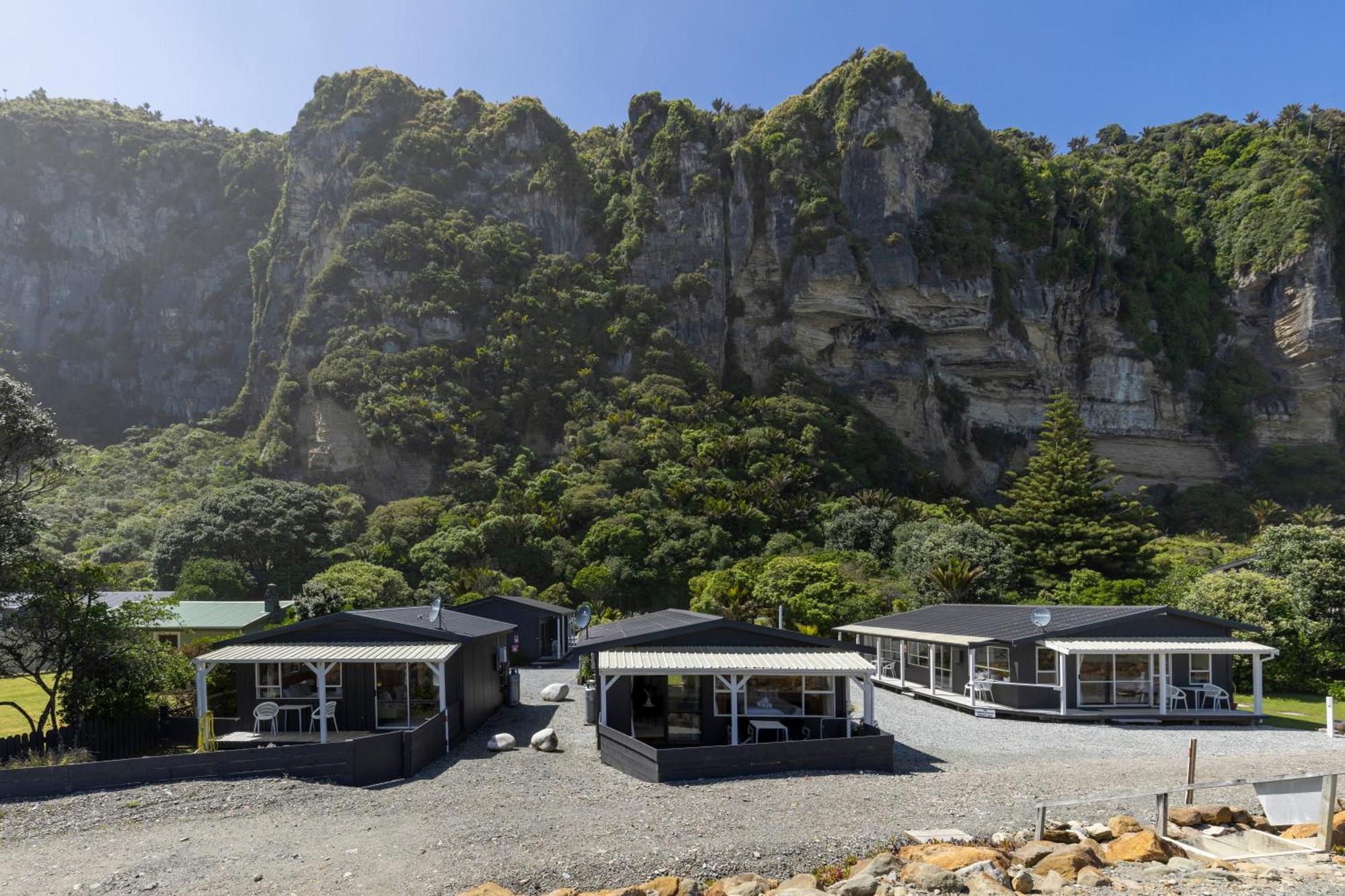 Punakaiki Beachfront Motels Екстер'єр фото